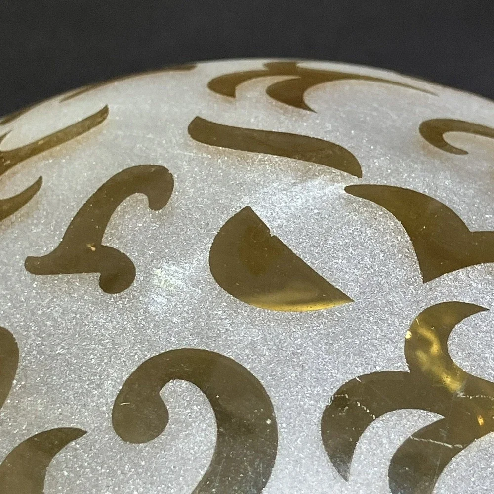 Large Swirls Frosted Glass Ornament Bulb /‎ Swirls / With Beaded Hanger